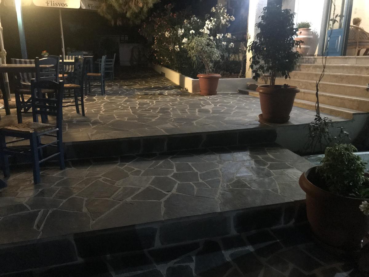 Hotel Flisvos Megalochori  Kültér fotó